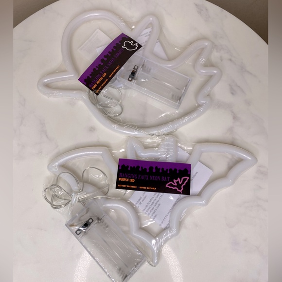 NWT Target Bullseye Playground Halloween Hanging Faux Neon Ghost & Bat Lights - Picture 3 of 4